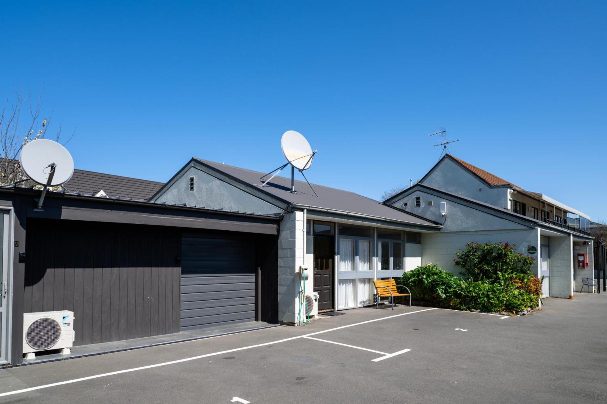 Merivale Court Motel & Apartments Крайстчърч Екстериор снимка