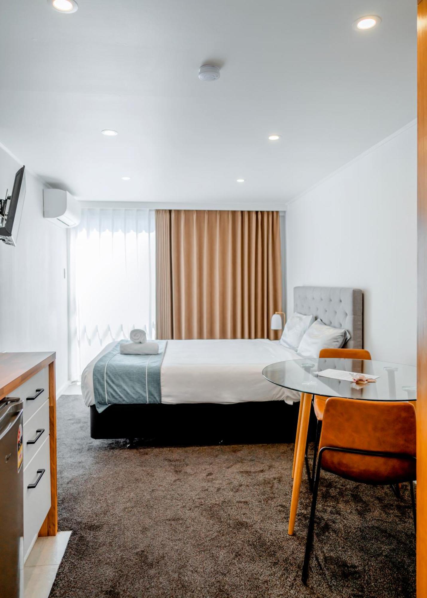 Merivale Court Motel & Apartments Крайстчърч Екстериор снимка
