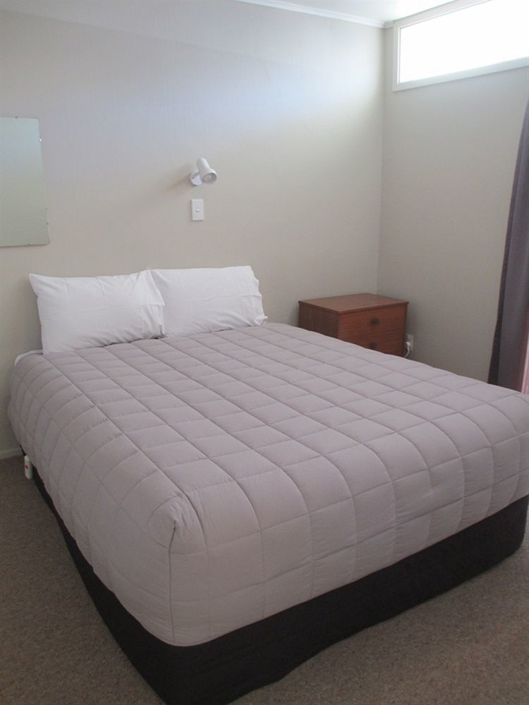 Merivale Court Motel & Apartments Крайстчърч Екстериор снимка